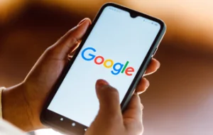 how to invest in google from uae
